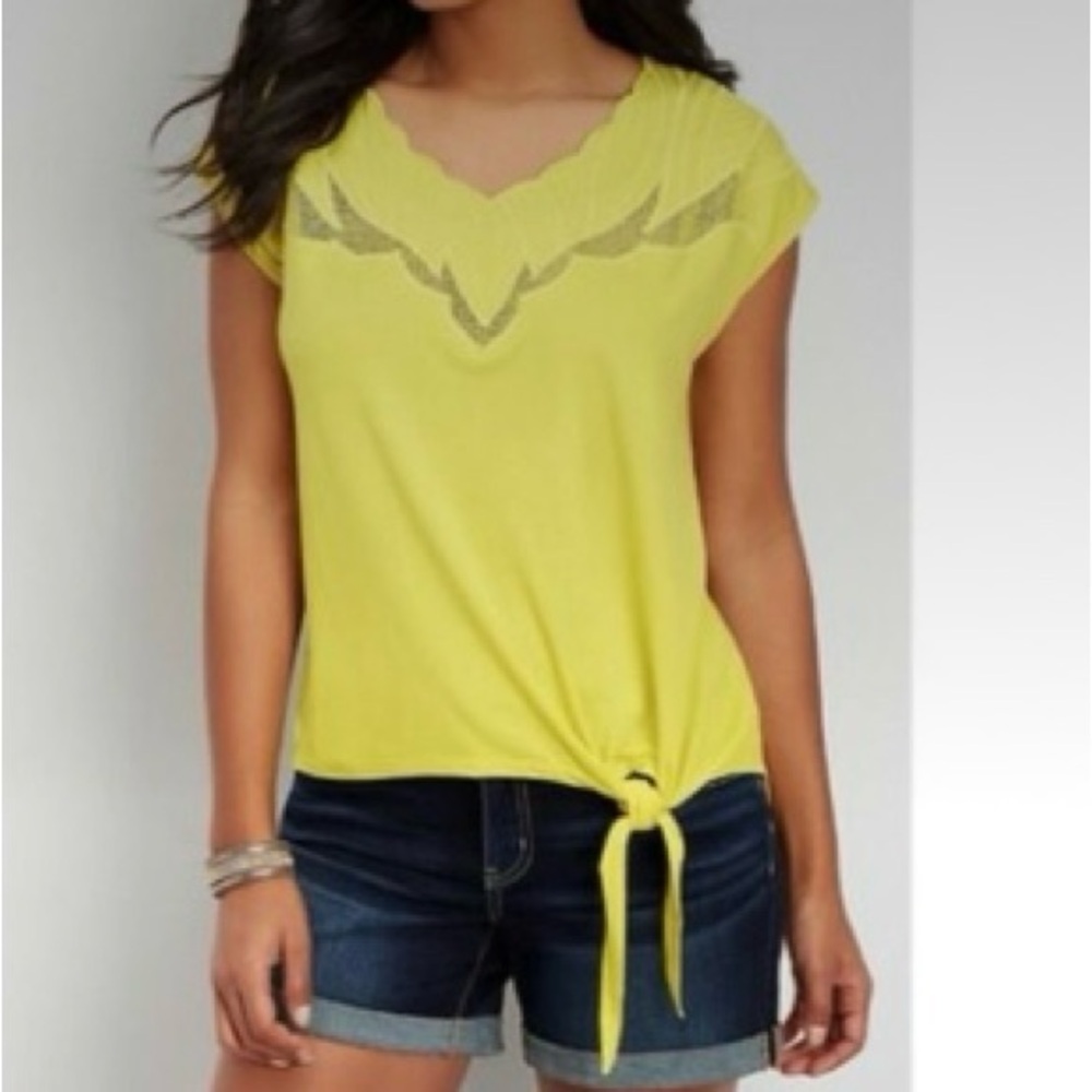 NWT Maurices Short Sleeve Size Medium